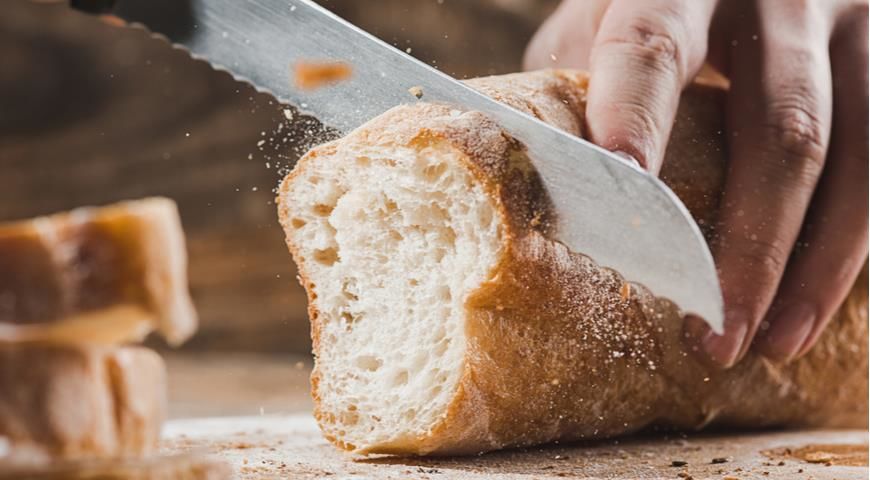 Доктор Мясников назвал пять белых продуктов, провоцирующих рак.