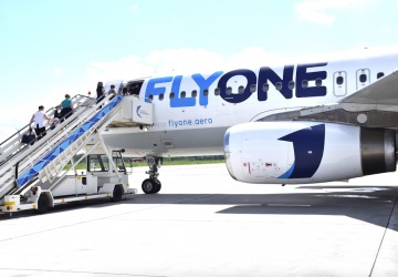 Scandalurile în jurul companiei aeriene FlyOne se țin lanț. Foto: Fly One