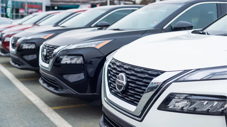 Nissan сократит производство самой популярной модели авто в США из-за пошлин.