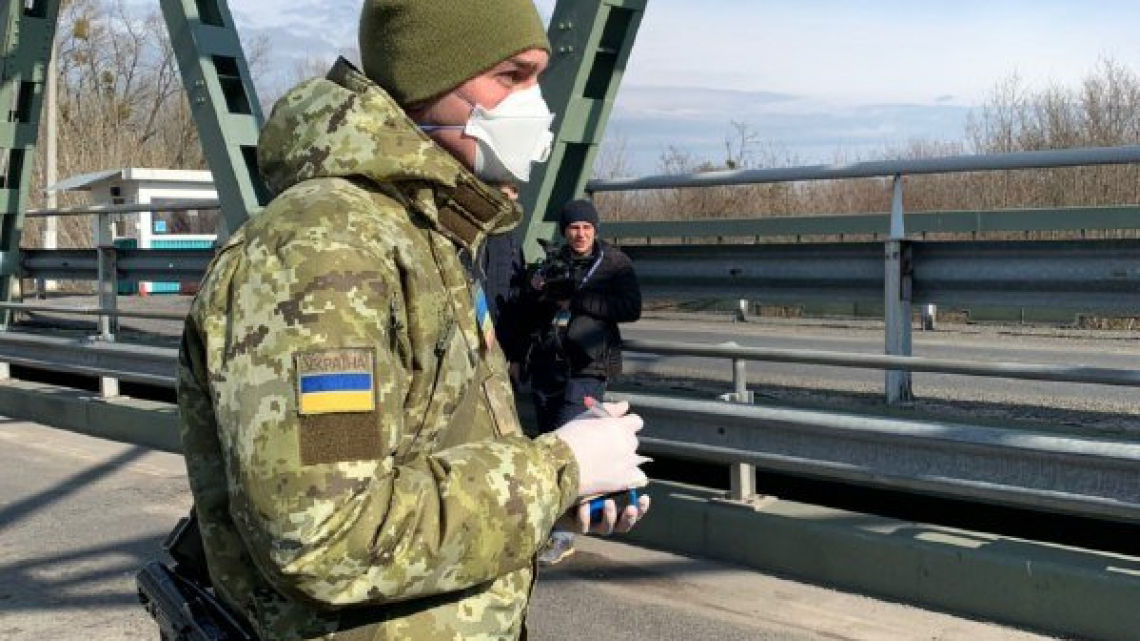 Украина закрыла два КПП на границе в Молдовой.
