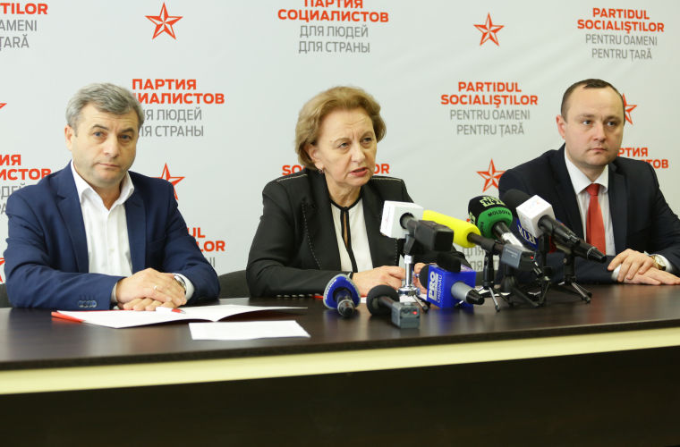 PSRM cere anchetă parlamentară în cazul cetățenilor ruși expulzați din țară. 