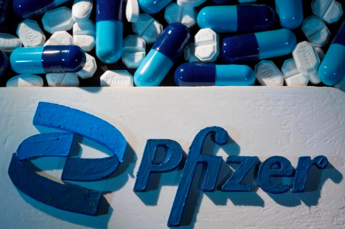 Pfizer готовится выпускать таблетки от COVID-19 в 95 странах.