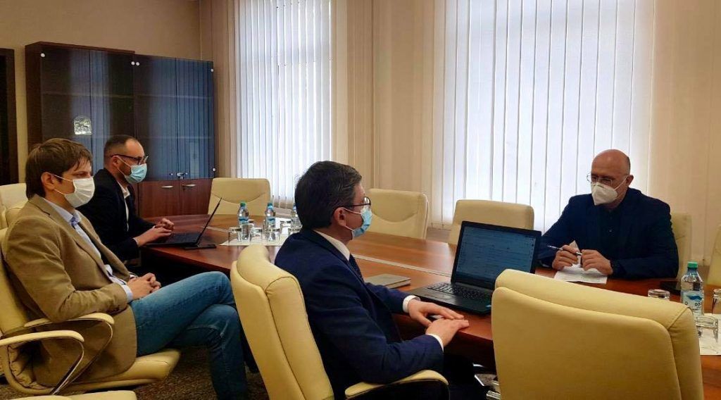 Игорь Гросу провел встречу с представителями парламентской фракции ДПМ.