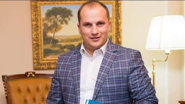 Гламурный адвокат Валериан Мынзат проведет за решеткой девять лет.