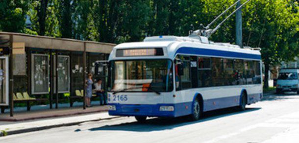 În perioada 1-22 august 2016 va fi suspendat traficul rutier pe bd. Ştefan cel Mare şi Sfânt.  Foto: infomoldova.net