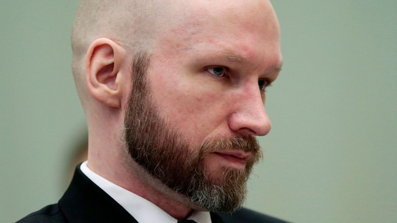 Норвежский суд отказал Брейвику в условно-досрочном освобождении.