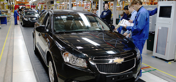 GM реагирует на падение продаж на рынке.