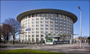 Comitetul Nobel a anunţat că Premiul Nobel pentru Pace a fost atribuit Organizaţiei pentru Interzicerea Armelor Chimice (OIAC).