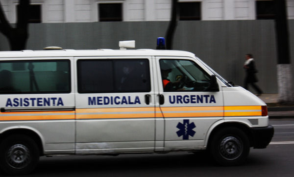 Un băiat de nouă ani a ajuns la spital după ce a fost lovit de o maşină. Foto: independent.md
