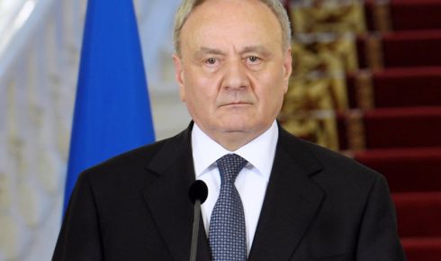 În consecință, Republica Moldova va executa propriile medalii destinate veteranilor de război, care nu vor conține însemnele nominalizate.