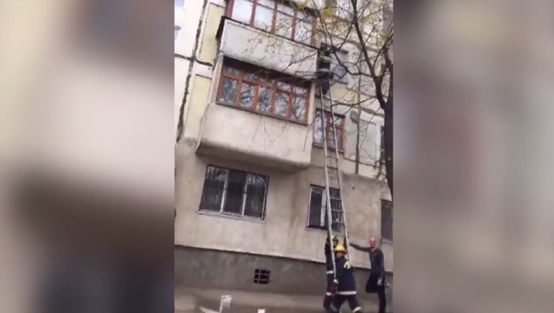 В Службу гражданской защиты позвонили соседи, почувствовавшие невыносимый запах гари.