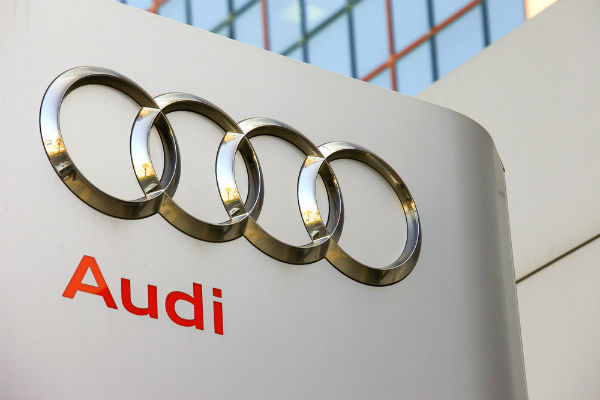 Audi отзовет 330 тыс. машин из-за угрозы перегрева в системе отопления.