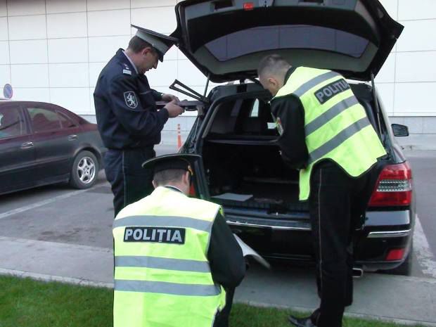 Arma a fost sigilată și expediată în laborator pentru efectuarea expertizei.