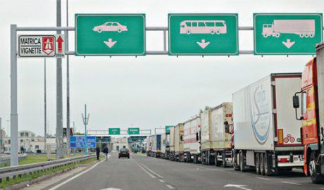 Croaţia interzice accesul pe teritoriul său al vehiculelor înmatriculate în Serbia. Foto: evz.ro