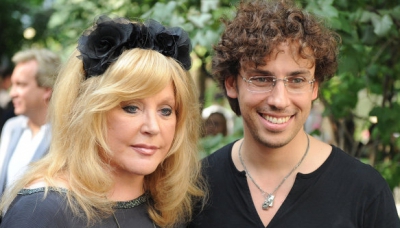 Alla Pugaciova şi Maxim Galkin sunt împreună de 12 ani, iar în 2011 aceştia şi-au oficiat relaţia.