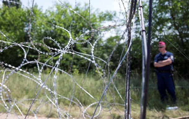 Напомним, в Украине работают 450 военных инструкторов из стран-членов НАТО. 