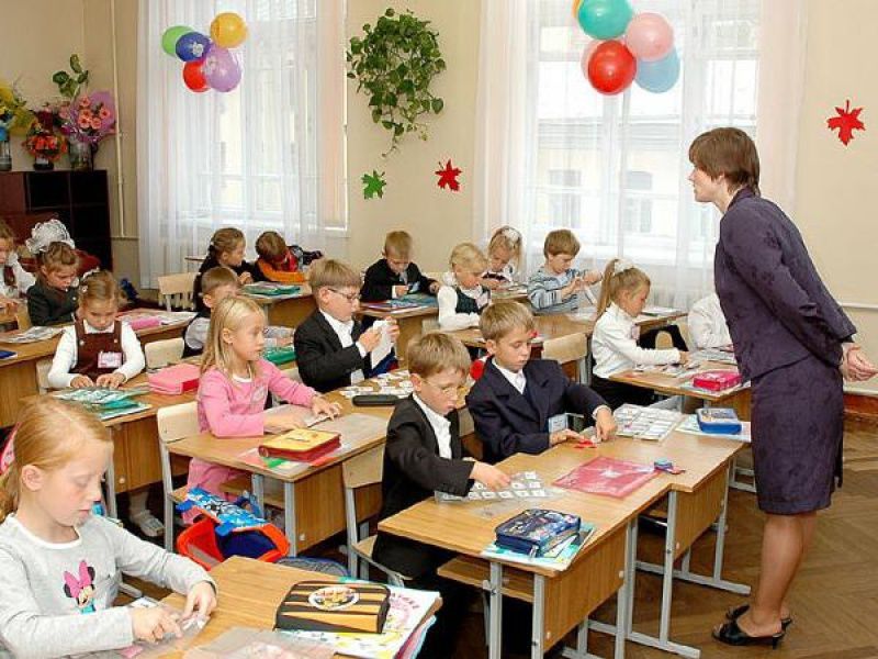 Приём документов производится в Управлении образования.