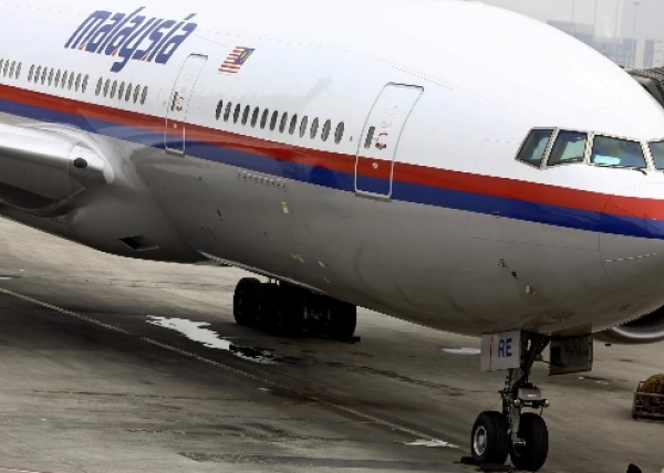Noi dezvaluiri despre avionul malaezian cu 298 de persoane la bord, doborat langa Donetk.