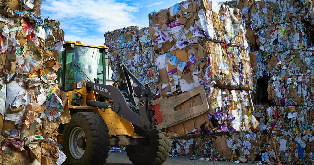 Terenul pentru construcția unui nou centru de reciclare, transmis statului.