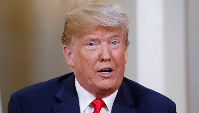 Трамп призвал Мексику не позволить мигрантам добраться до границы с США.