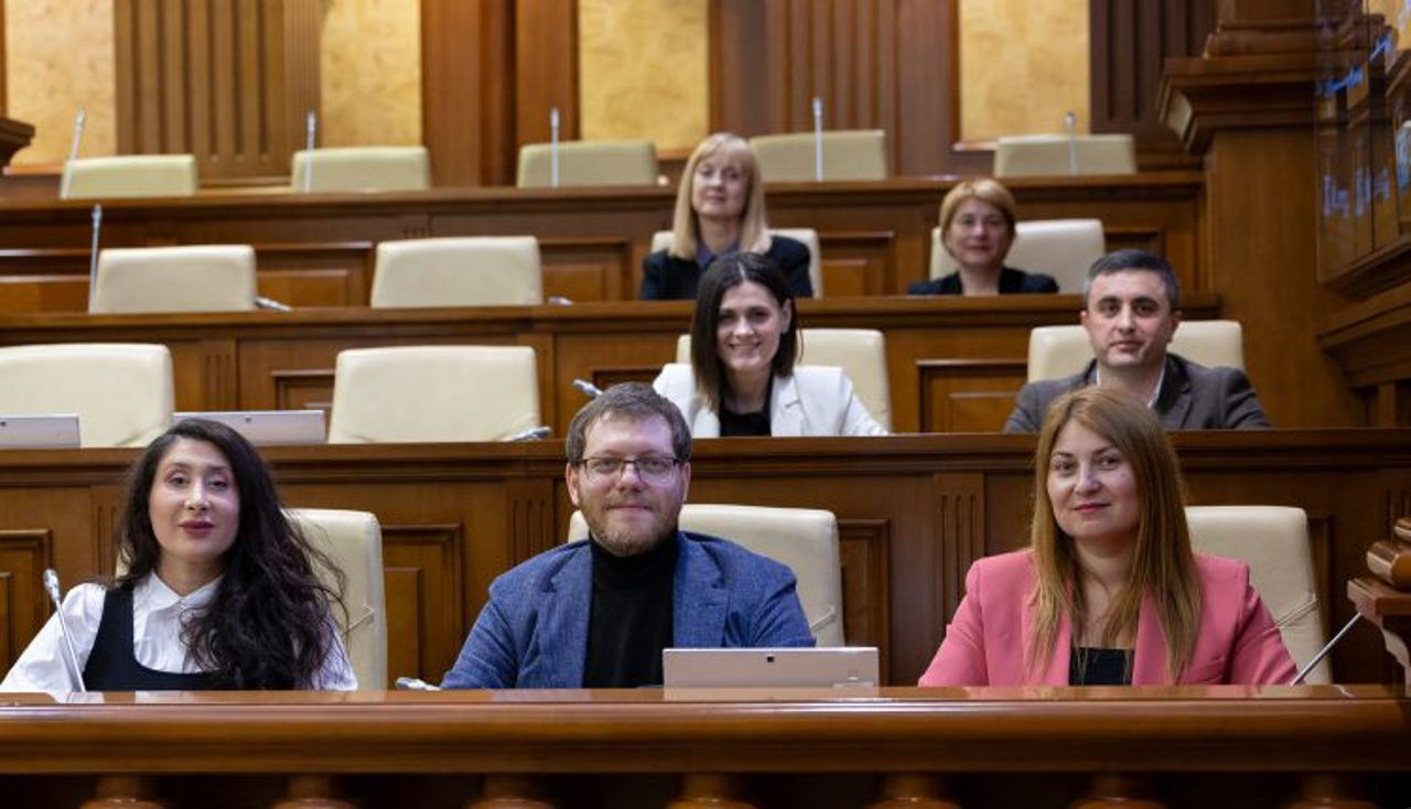 Парламент назначил пять членов Совета по вопросам равенства.