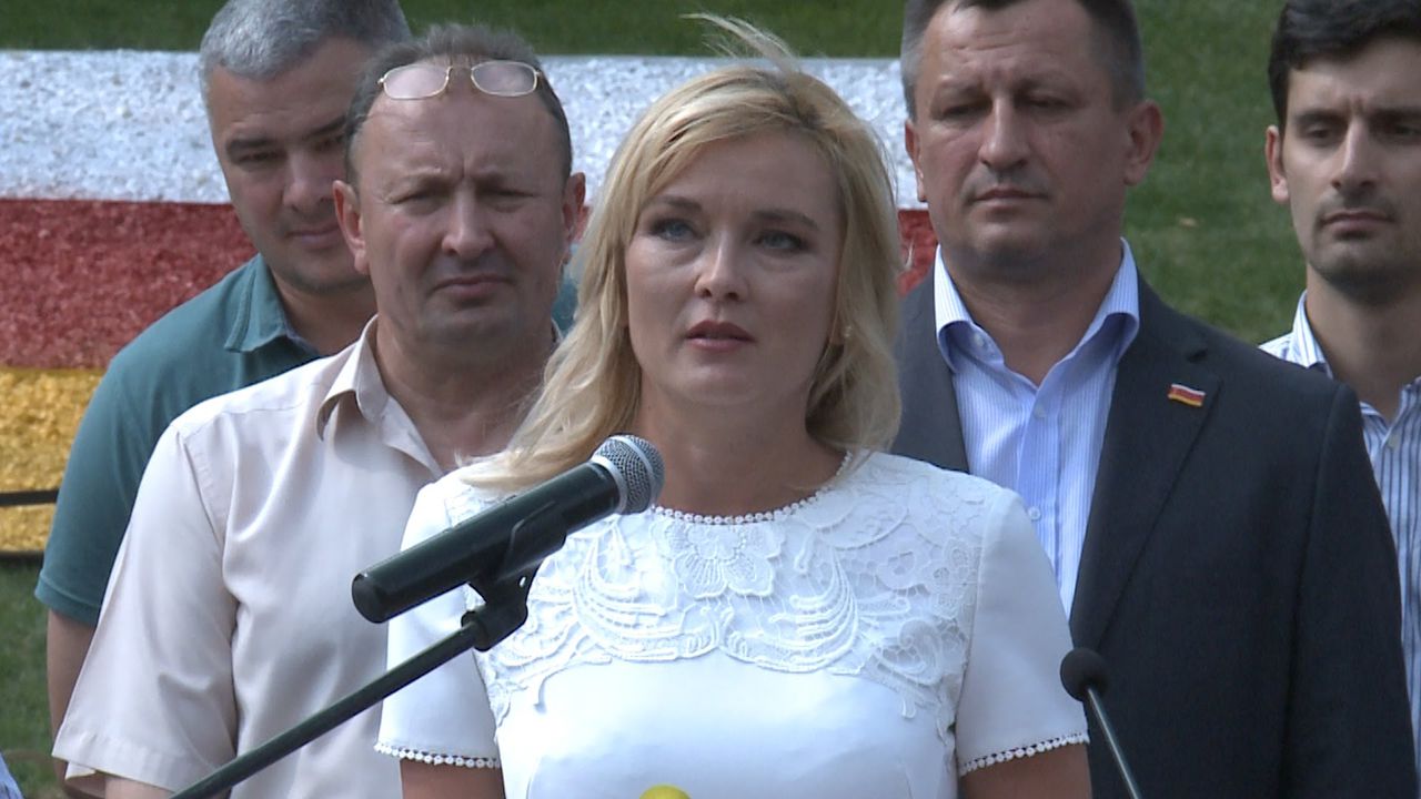 Американский политолог: Попенко является конкурентом Додону.