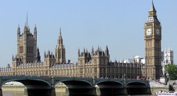 Parlamentul britanic a început dezbaterile pe tema Brexitului.