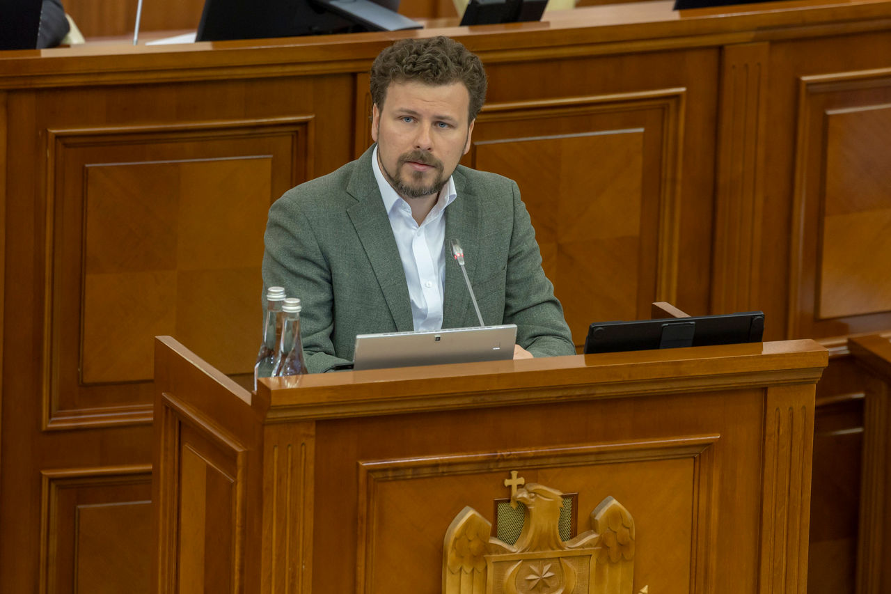 Перчун: Реформа не затронет полномочия директоров школ, назначенных в ходе конкурса.