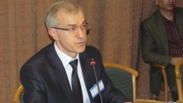 Constantin Becciev, a semnat azi ordinul de concediere a Veronicăi Herța de la șefia instituției. Foto: crimemoldova.com