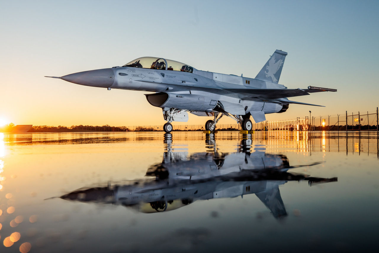 Нидерланды до конца года разместят в Румынии 18 самолетов F-16 для обучения украинцев.