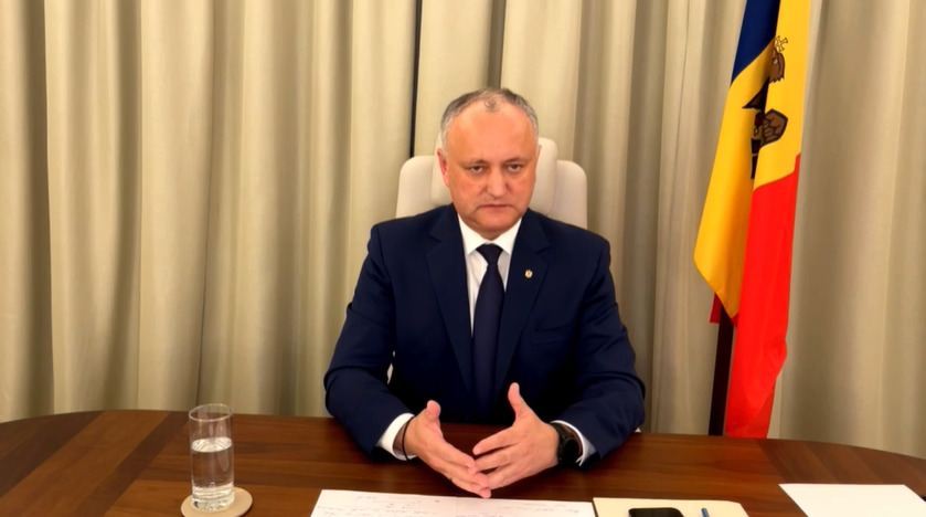 Додон: Зеленский недавно уволил председателя КС, и послы промолчали.