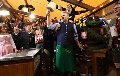 Пивной фестиваль в Мюнхене продлится до 3 октября.