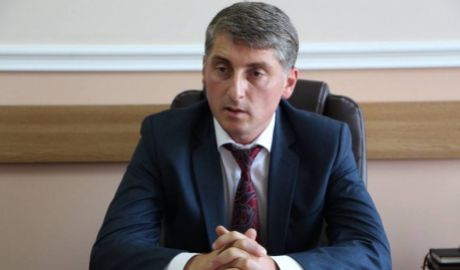 Исполняющий обязанности генпрокурора Эдуард Харунжен.
