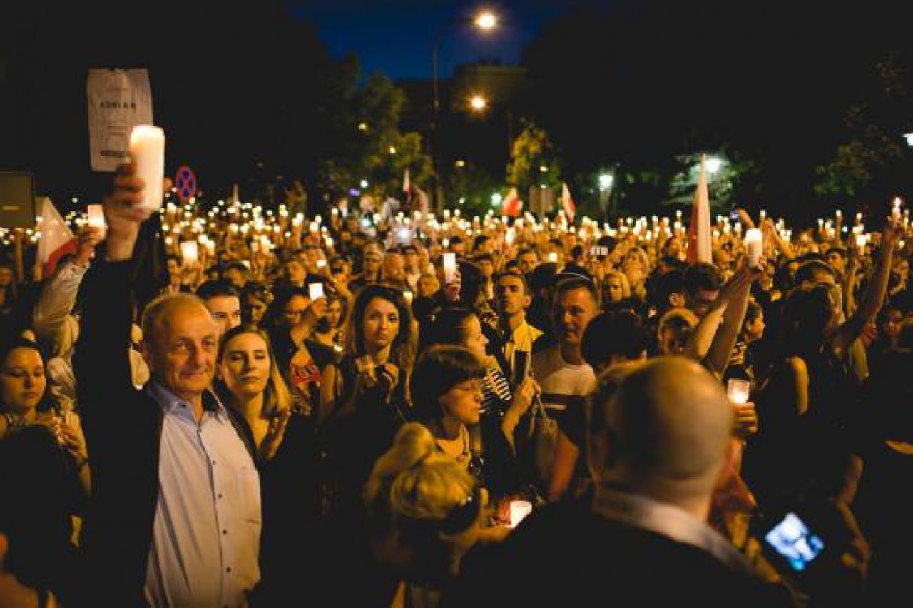 Polonia: Manifestații împotriva unui proiect de lege anti avort