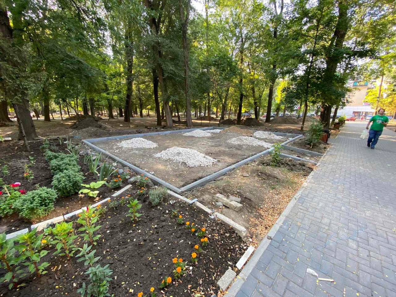 В парке «Думитру Рышкану» проводятся работы по обустройству двух зон для фитнеса.