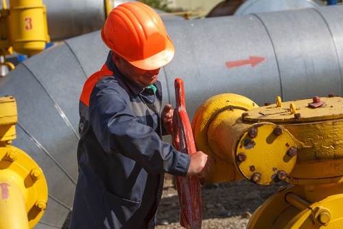 Россия закрутила газовый вентиль и подала на Украину в суд из-за накопленных долгов. Фото AFP