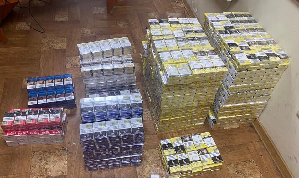 На двух КПП Молдовы конфисковали партии контрабандных товаров.