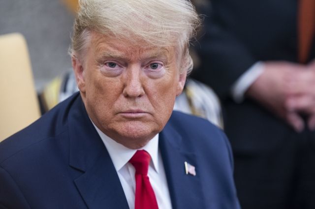 Трамп запретил пенсионным фондам США инвестировать в акции китайских компаний.