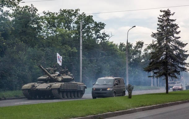 Для сепаратистов Мариуполь является важным стретигичским обьектом.