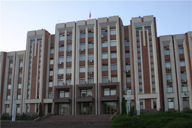 На это направлены принятые накануне Верховным советом (ВС) в первом чтении поправки в законодательство о лицензировании.  Фото: rupor-pmr.ru