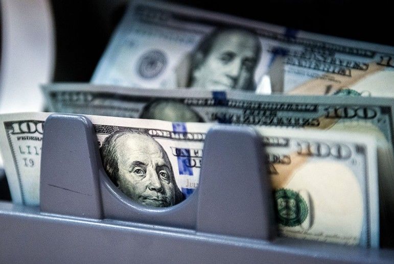 Украина до конца года должна выплатить по государственным долгам более $8 млрд.