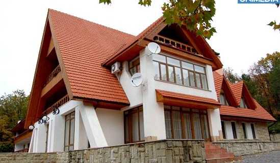 Guvernul a alocat 200 de mii de lei pentru reparaţia de milioane la vila prezidențială de la Condrița. Foto: unimedia.info