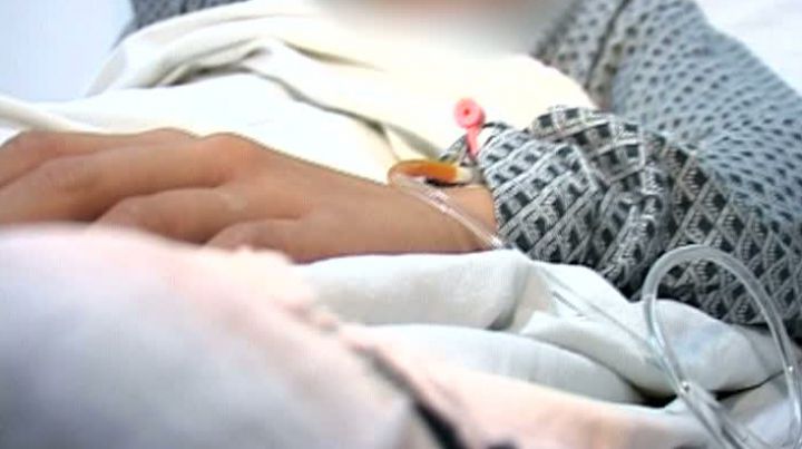 După acordarea primului ajutor, echipa medicală a transportat pacienta la spitalul "Sfânta Treime" din Capitală pentru tratament specializat.