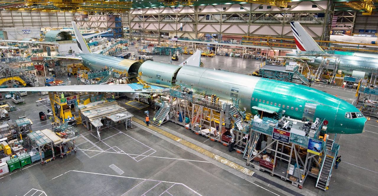 Boeing приостанавливает производство в Пенсильвании из-за коронавируса.