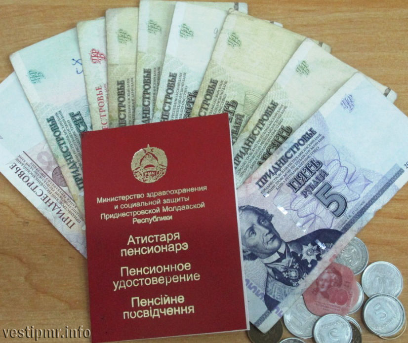 Тема возобновления выплат российских надбавок к пенсиям — одна из наиболее обсуждаемых в настоящее время.