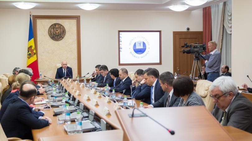 Ce averi au înregistrat membrii Guvernului pentru anul 2016