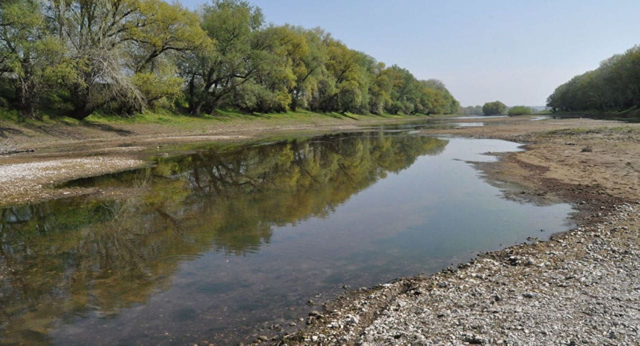 Уровень Новоднестровского водохранилища снизился более чем на метр за месяц.