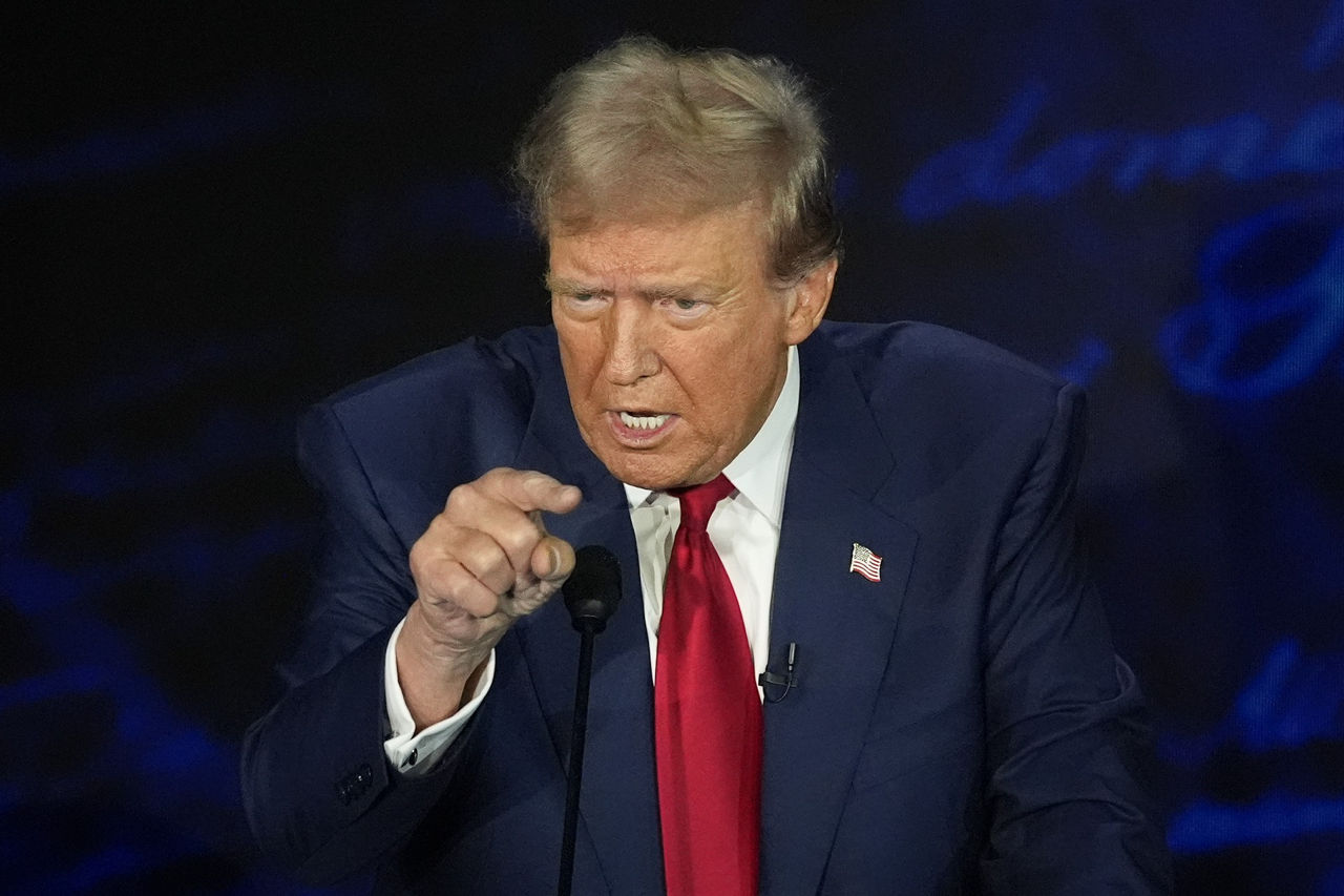 Трамп считает, что Израилю следует атаковать ядерные объекты Ирана.
