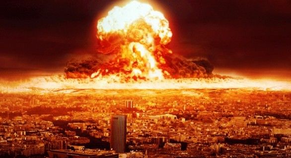 Trump a atacat duminică noapte pe Twitter doi senatori americani, republicanii John McCain şi Lindsey Graham, pe care i-a acuzat printre altele că încearcă să declanşeze al Treilea Război Mondial.