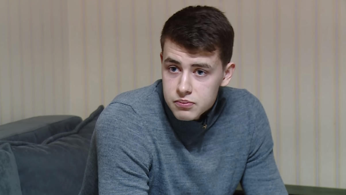 Студент первого курса экономического факультета наладил собственный бизнес. 